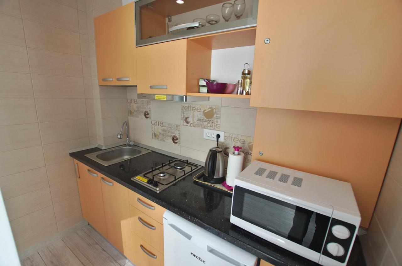 5 Apartshotel Faleza Galati Eksteriør billede