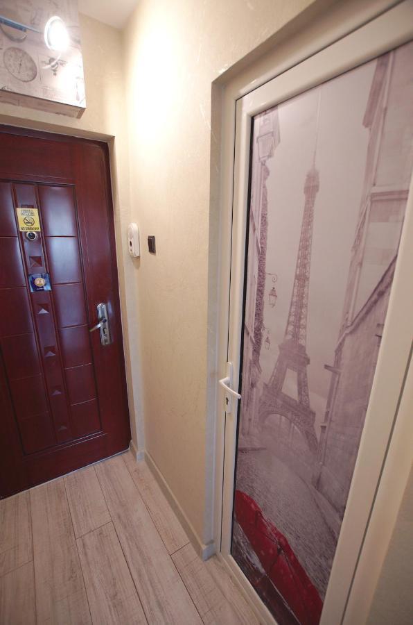 5 Apartshotel Faleza Galati Eksteriør billede