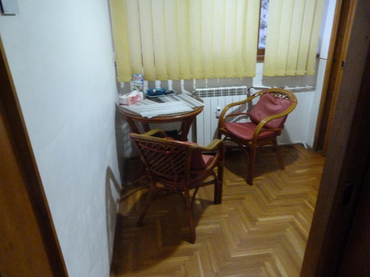 5 Apartshotel Faleza Galati Eksteriør billede